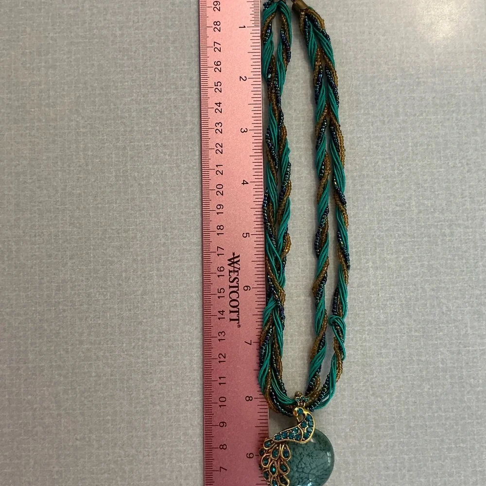 Elegant Peacock Pendant Necklace - Picture 4 of 4